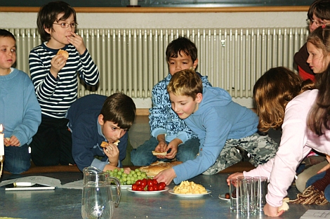 Gemeinsames Essen und Trinken