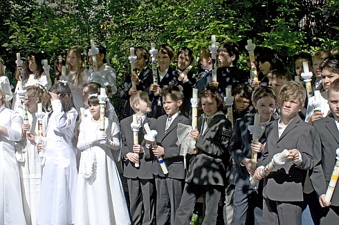 Gruppenbild der Erstkommunionkinder