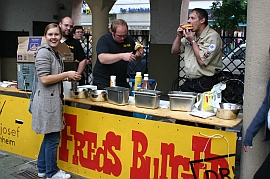 Freds Burger beim Pfarrfest